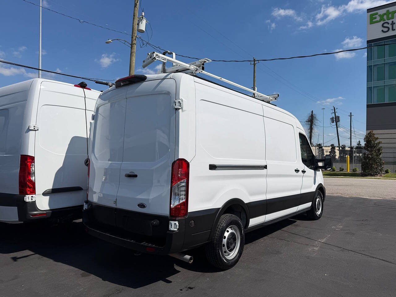 Used 2020 Ford Transit 250 Medium Roof RWD image 6