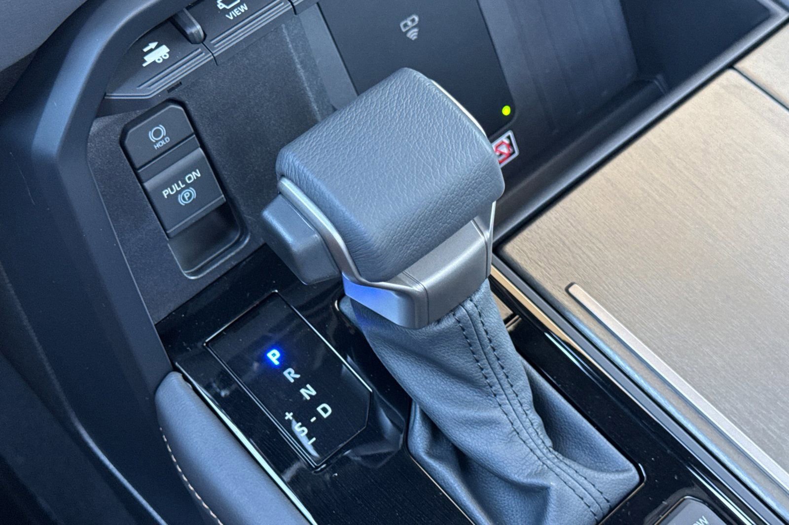 Used 2026 Toyota Sequoia Capstone AWD/4WD image 23