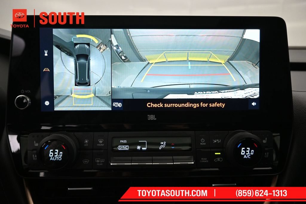 Used 2024 Toyota Grand Highlander AWD Hybrid image 19