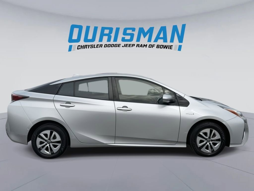 Used 2018 Toyota Prius Two w/ Prius Two Safety Plus Package image 7