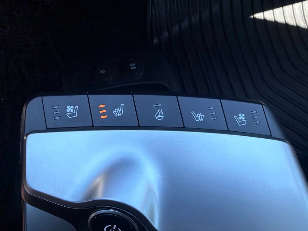 Used 2022 Kia EV6 Wind AWD/4WD image 28