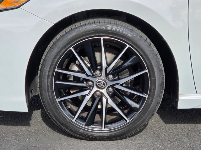 Used 2024 Toyota Camry SE image 23