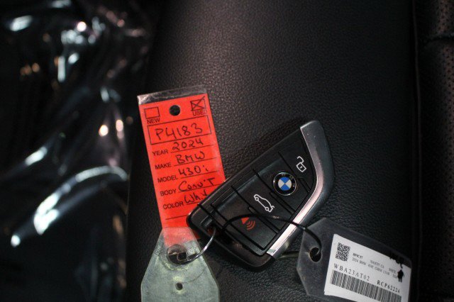 Used 2024 BMW 430i Convertible RWD image 32