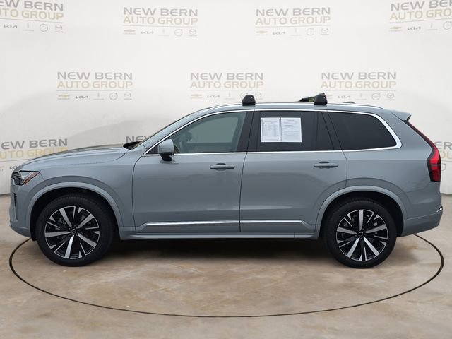 Used 2025 Volvo XC90 B6 Core AWD/4WD image 2