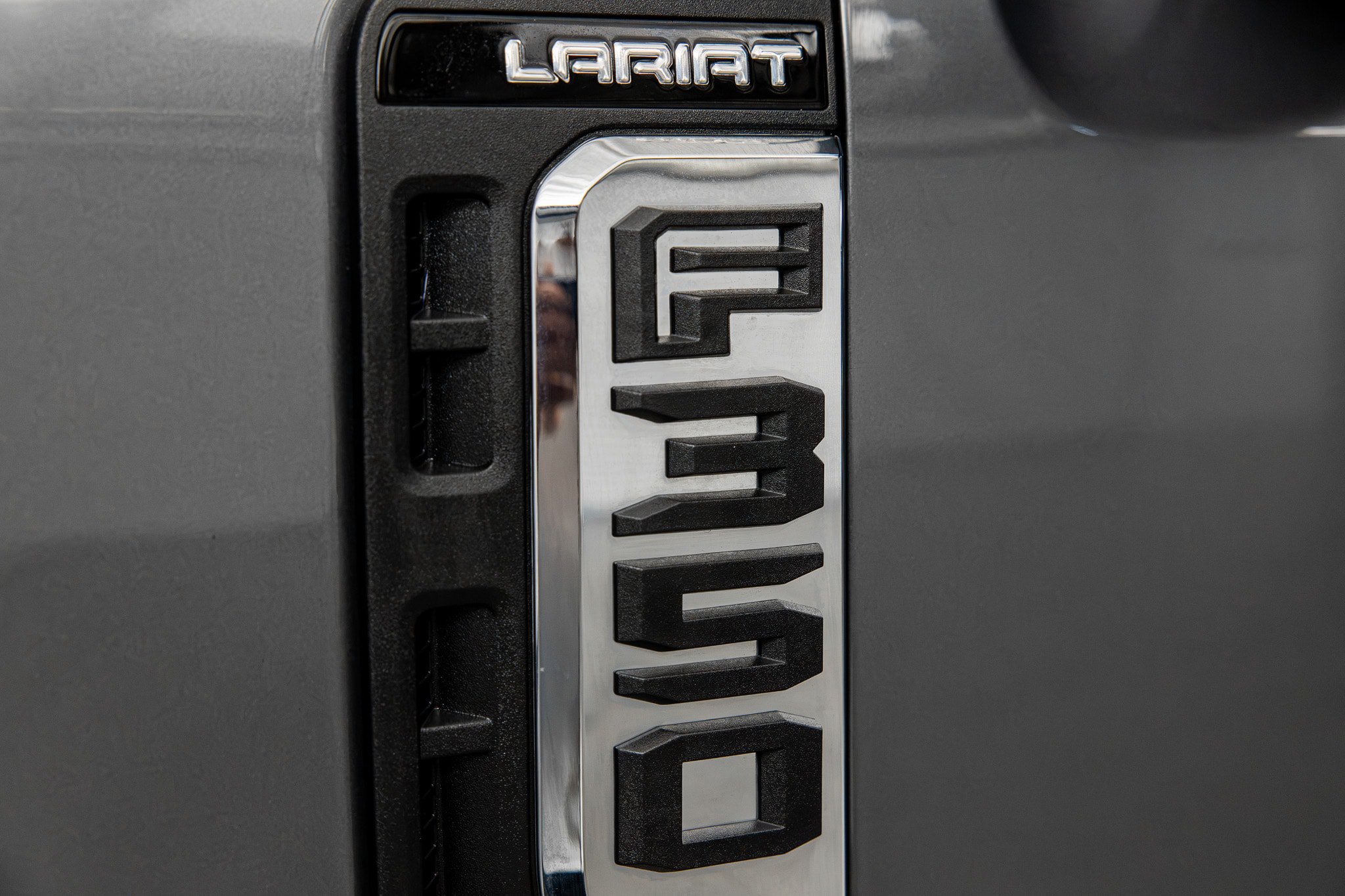 Used 2026 Ford F350 Lariat w/ Lariat Ultimate Package AWD/4WD image 11