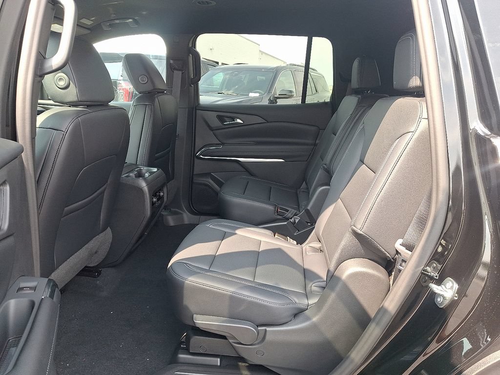 New 2026 Chevrolet Traverse LT FWD image 5