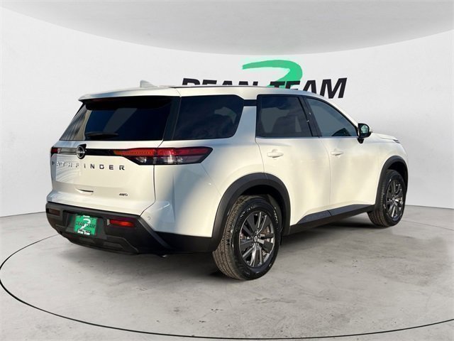 Used 2022 Nissan Pathfinder S w/ Cargo Package image 8