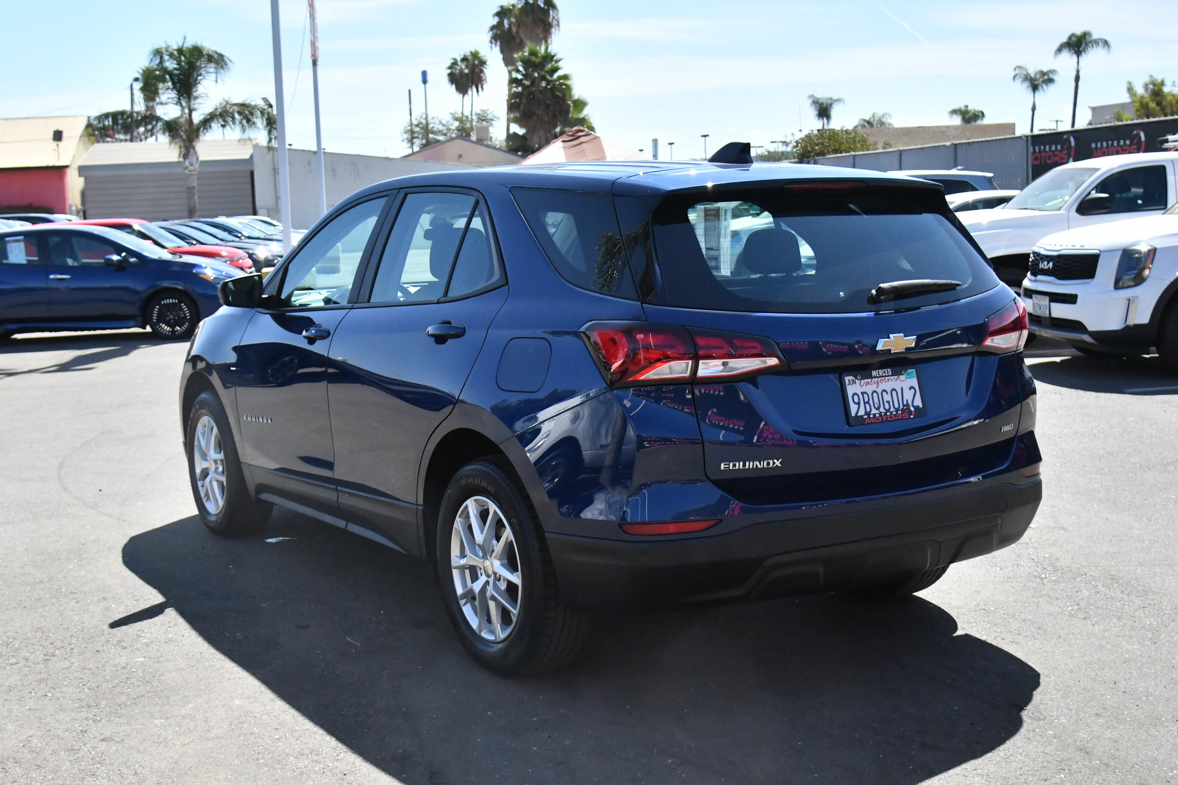 Used 2022 Chevrolet Equinox LS AWD/4WD image 6