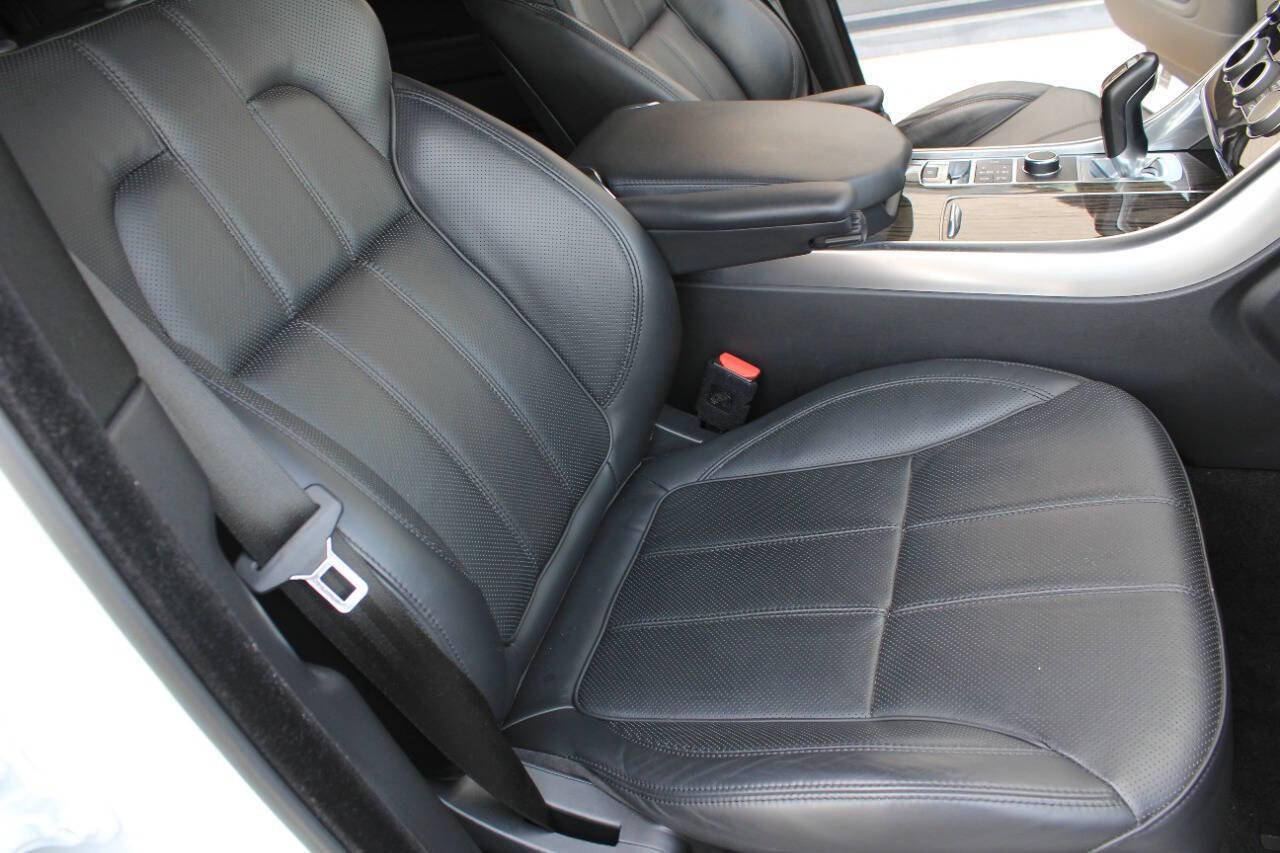 Used 2016 Land Rover Range Rover Sport HSE AWD/4WD image 18