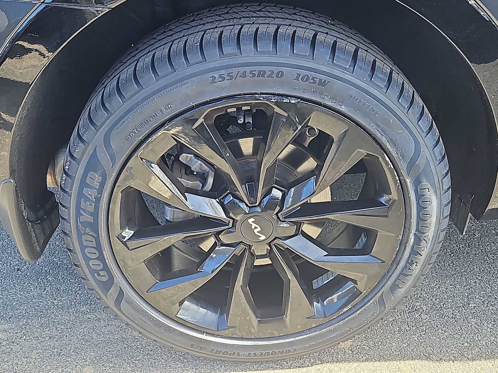 Used 2023 Kia Sorento SX image 9