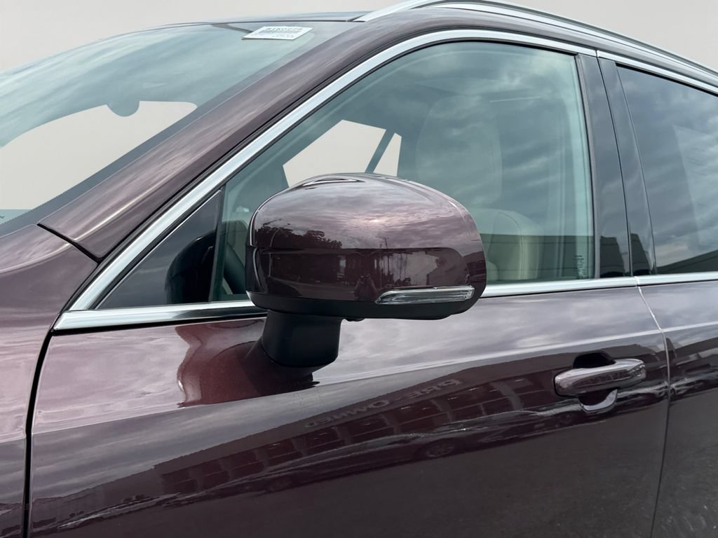 Certified 2026 Volvo XC90 B6 Plus AWD/4WD image 28