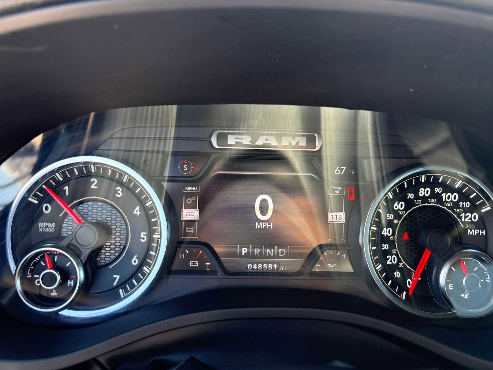Used 2023 RAM 1500 Laramie AWD/4WD image 34