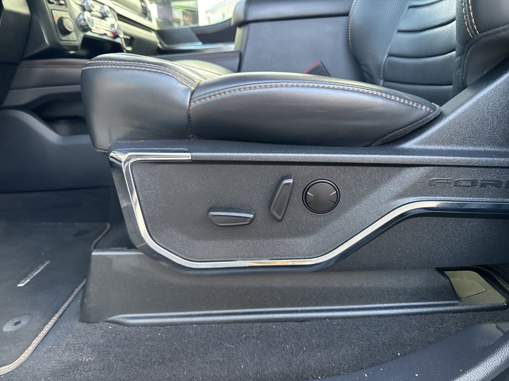 Used 2023 Ford F350 Platinum w/ FX4 Off-Road Package image 16