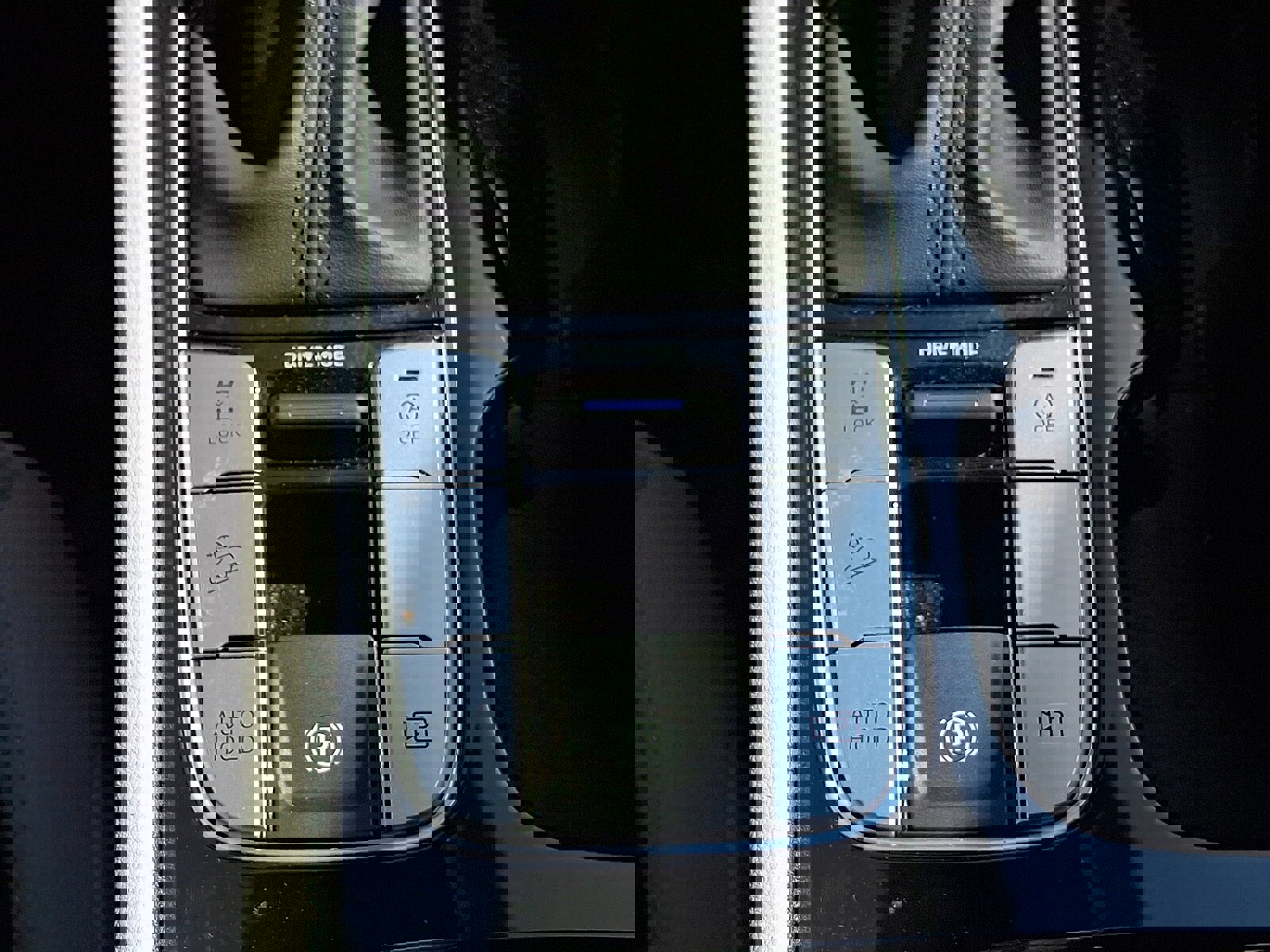 Certified 2025 Hyundai Tucson SE image 24