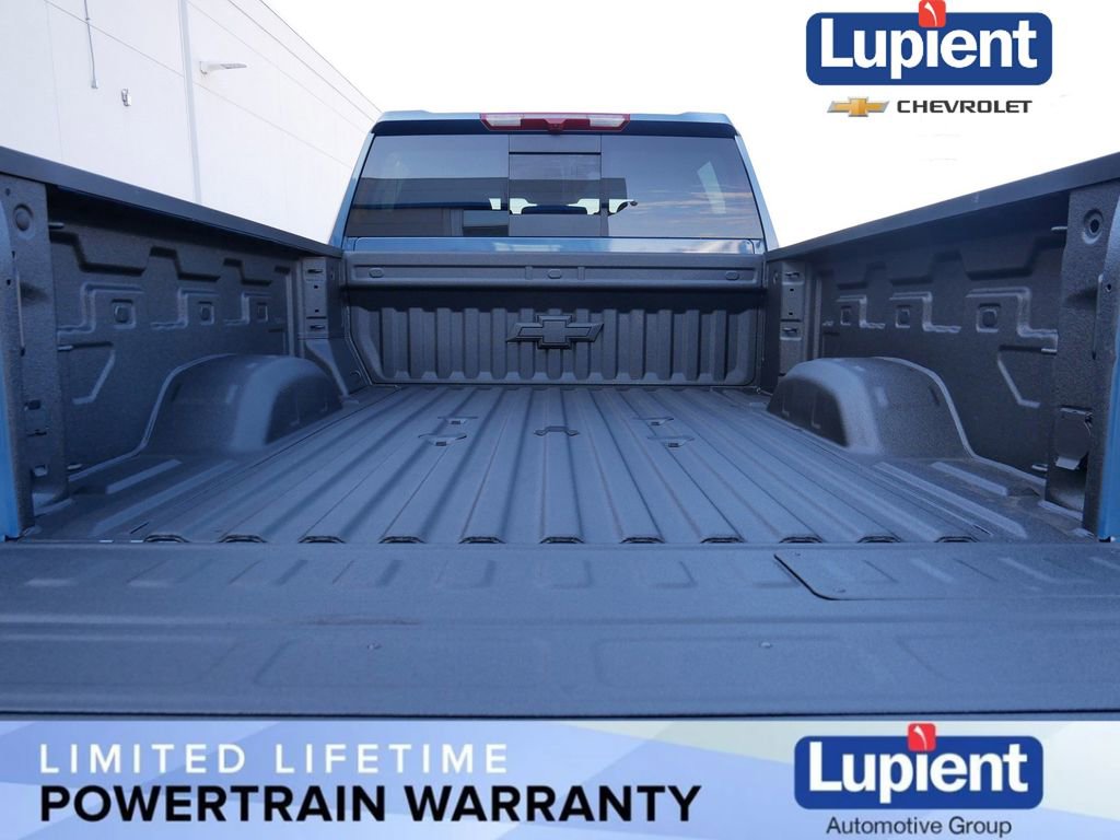 New 2026 Chevrolet Silverado 3500 LT w/ All Star Edition image 7