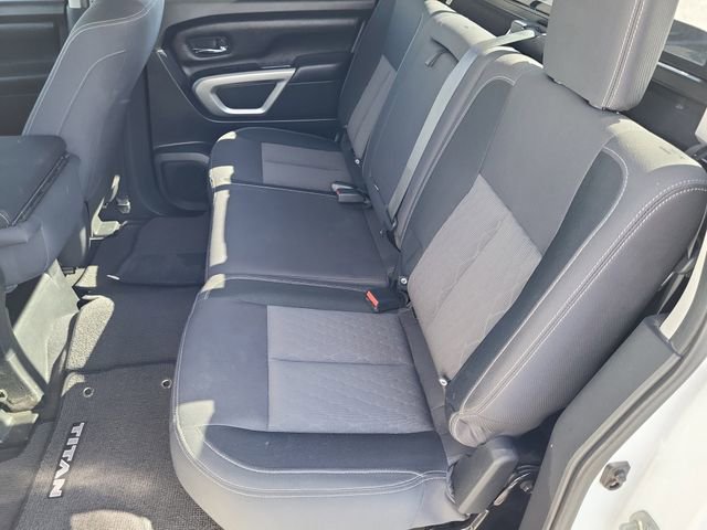 Used 2022 Nissan Titan SV image 20