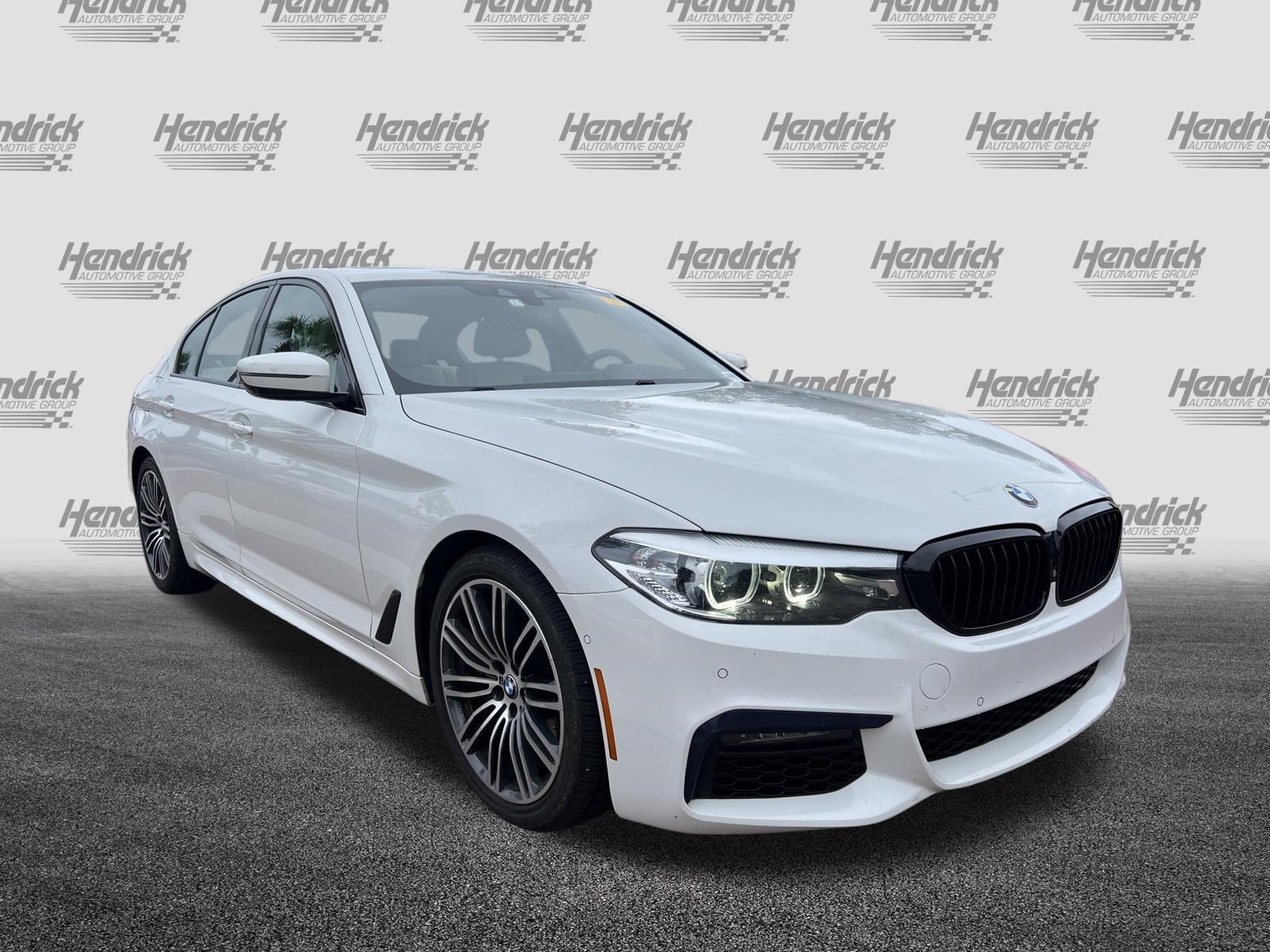 Used 2020 BMW 540i xDrive w/ M Sport Package AWD/4WD image 2