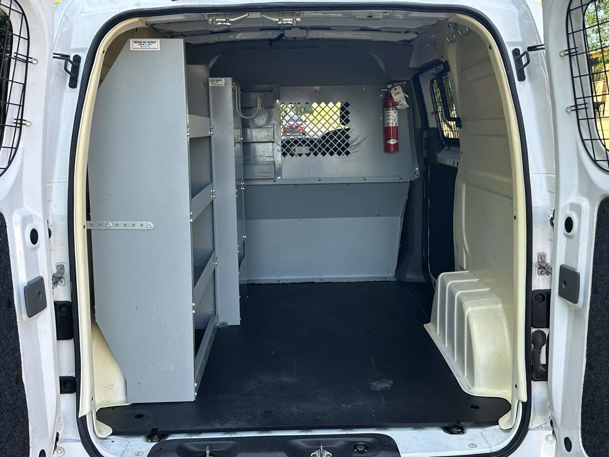 Used 2015 Chevrolet City Express LT w/ Technology Package FWD image 15