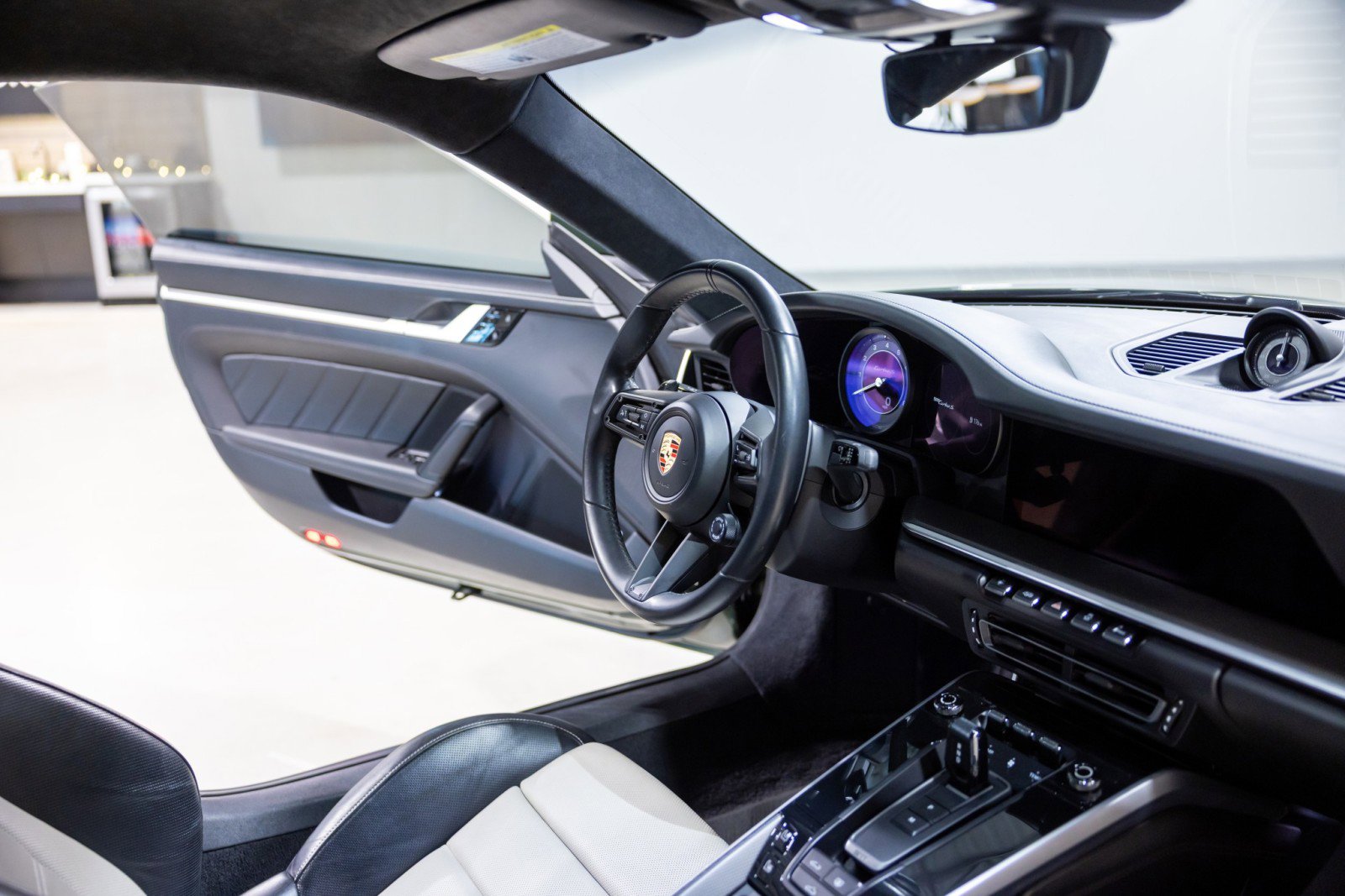 Used 2021 Porsche 911 Turbo S image 34