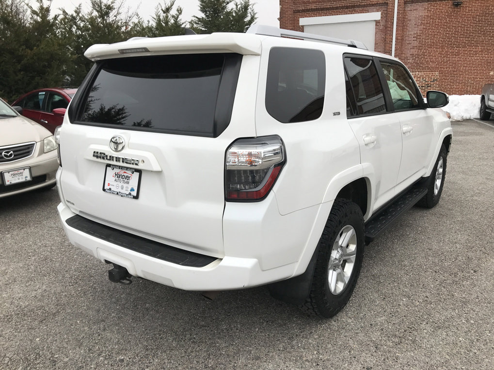 Used 2017 Toyota 4Runner SR5 Premium image 8