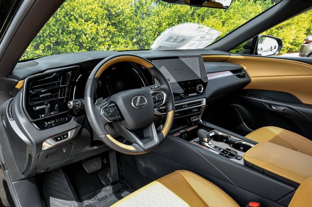 Used 2025 Lexus RX 350 Premium Plus FWD image 3