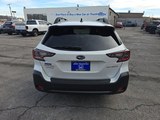 Used 2024 Subaru Outback Premium image 4