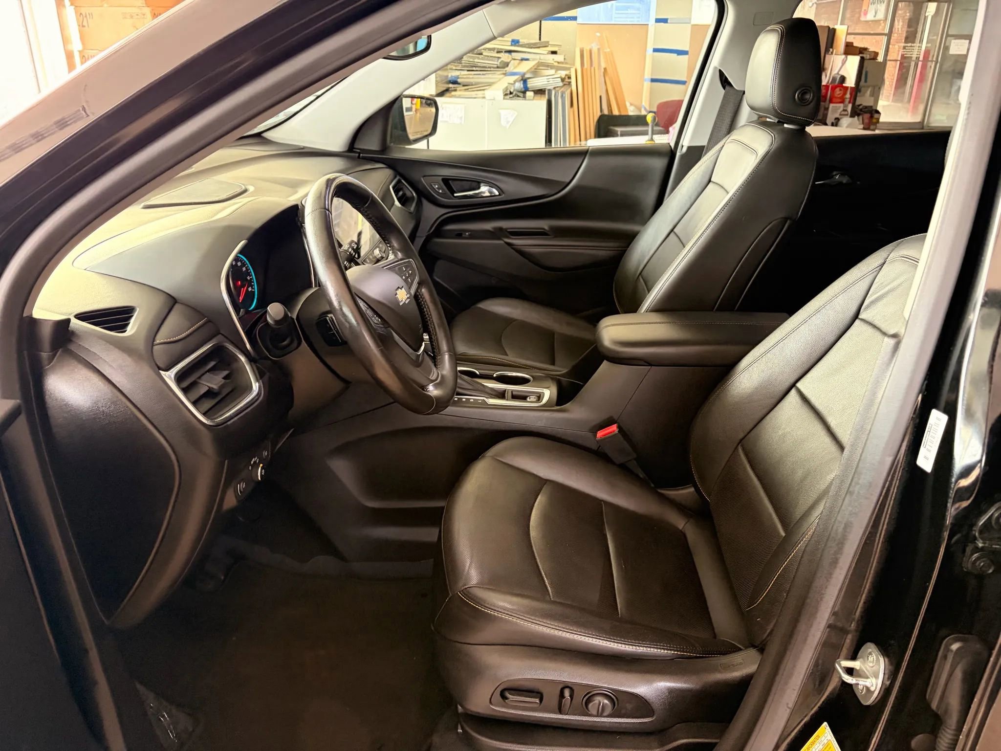 Used 2020 Chevrolet Equinox Premier image 60