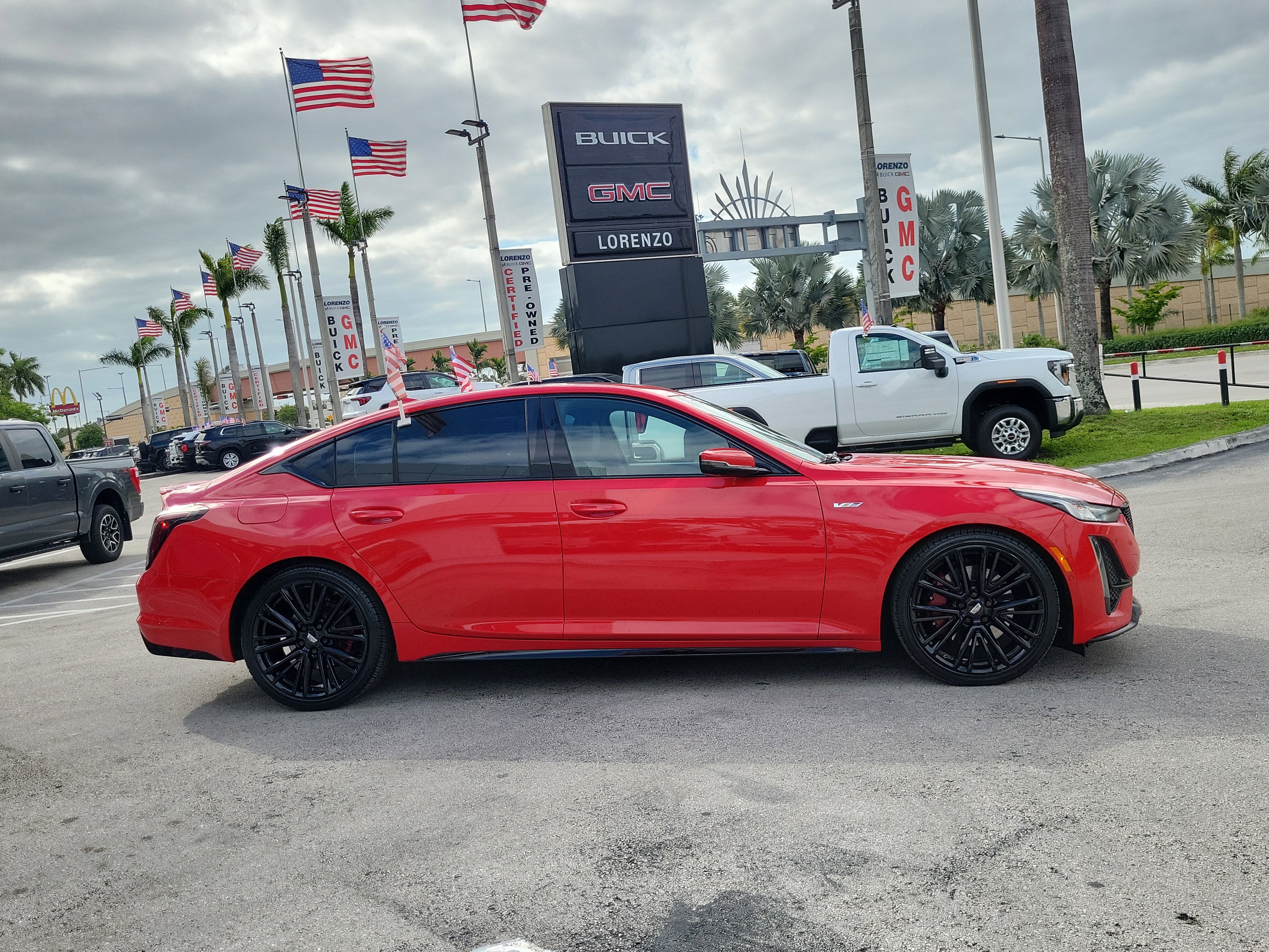 Used 2021 Cadillac CT5 V w/ Premium Package image 4