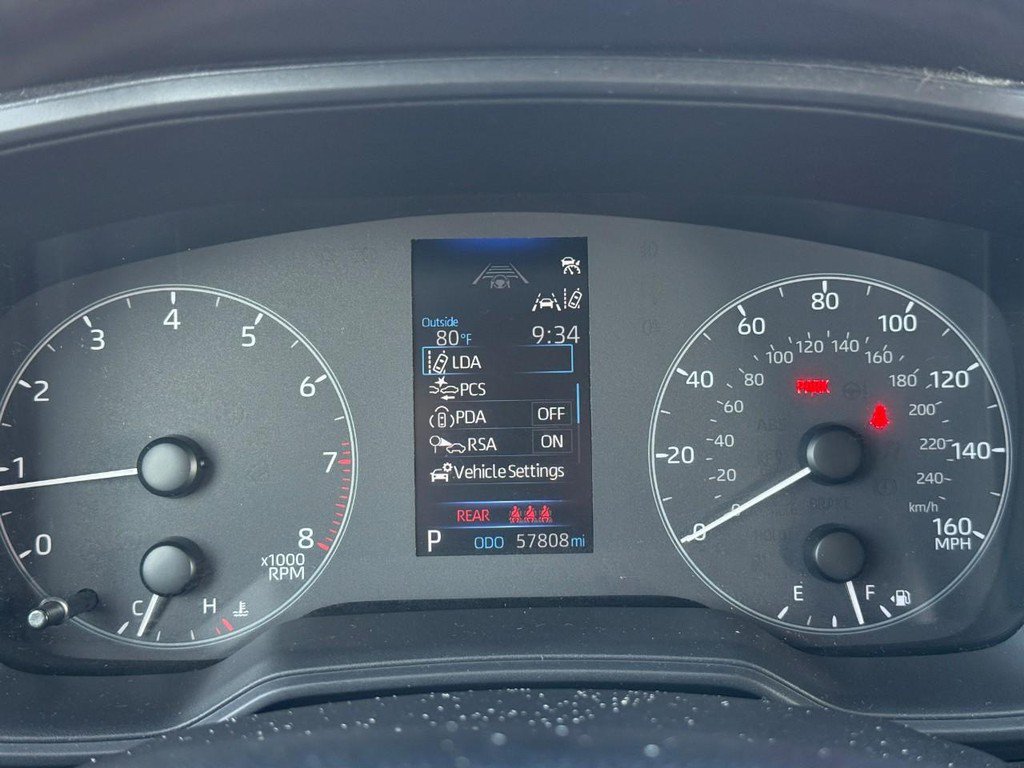Used 2024 Toyota Corolla LE FWD image 21