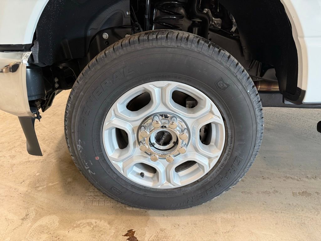 New 2026 Ford F250 XLT AWD/4WD image 10