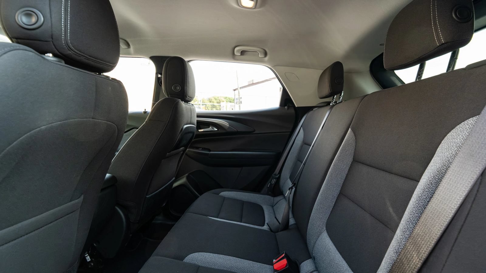 Used 2023 Chevrolet TrailBlazer LT FWD image 21