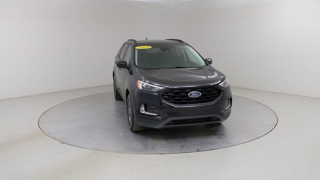 Certified 2023 Ford Edge SEL w/ Sport Appearance Package AWD/4WD image 9