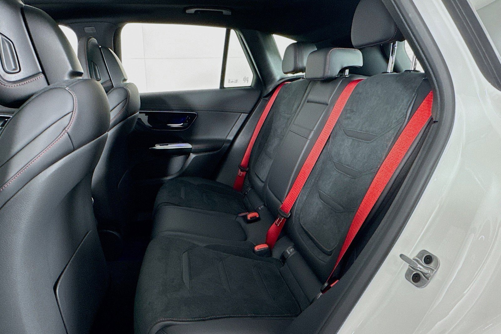 New 2026 Mercedes-Benz GLC 43 AMG 4MATIC image 7