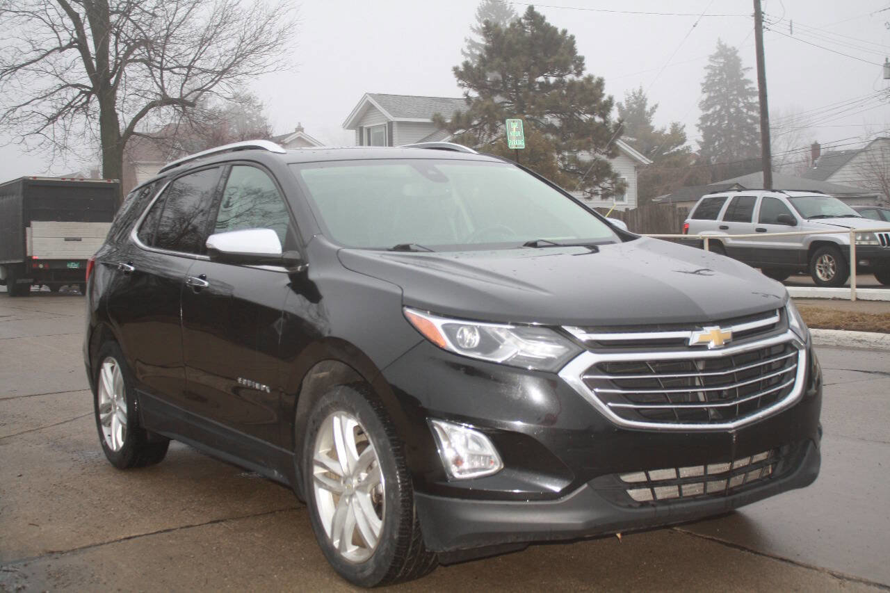 Used 2018 Chevrolet Equinox Premier FWD image 4