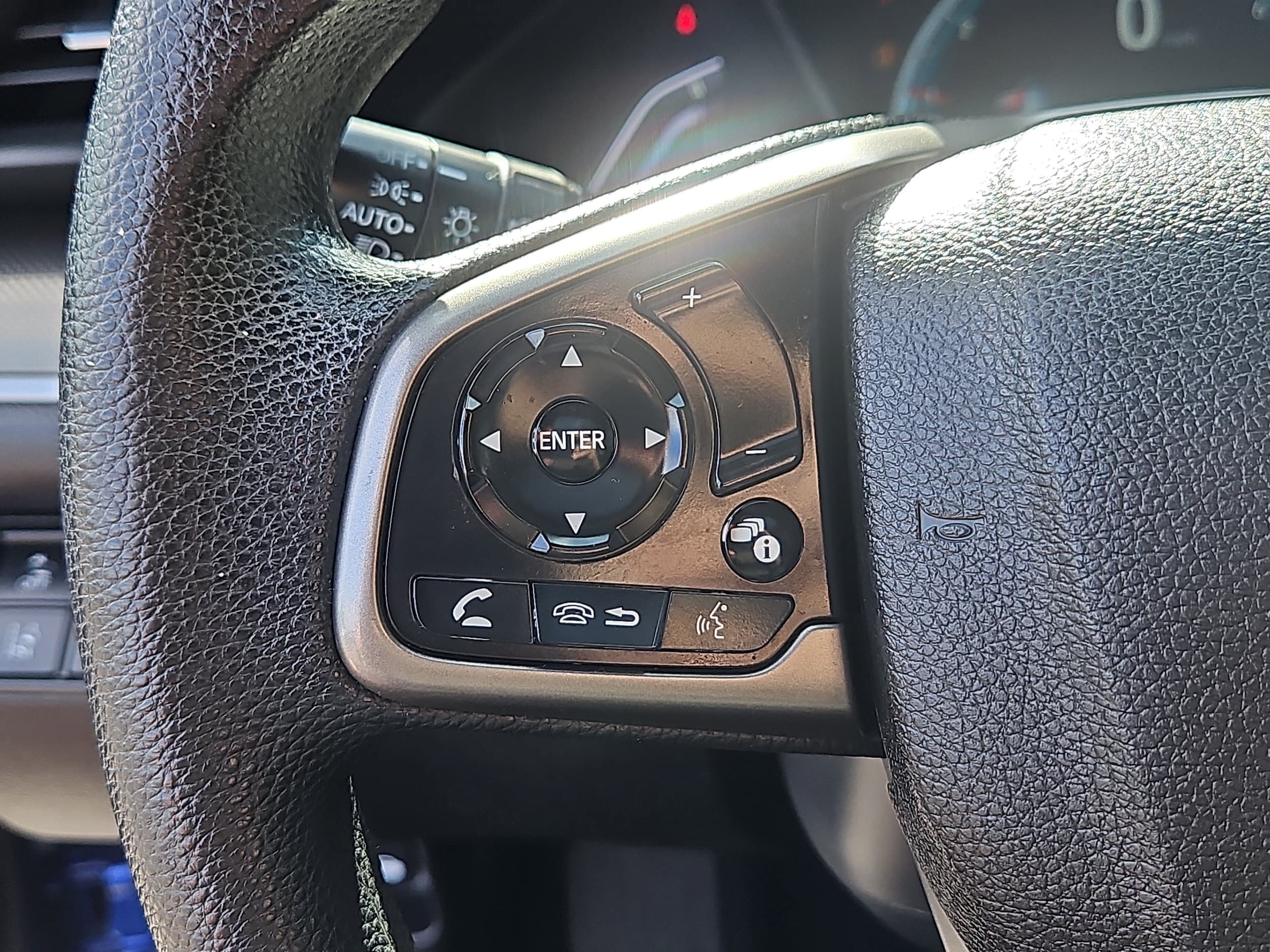 Used 2019 Honda Civic EX image 22
