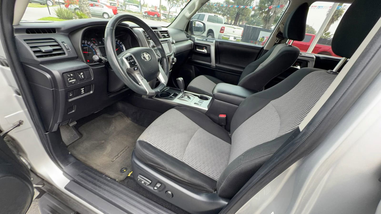 Used 2016 Toyota 4Runner SR5 image 16