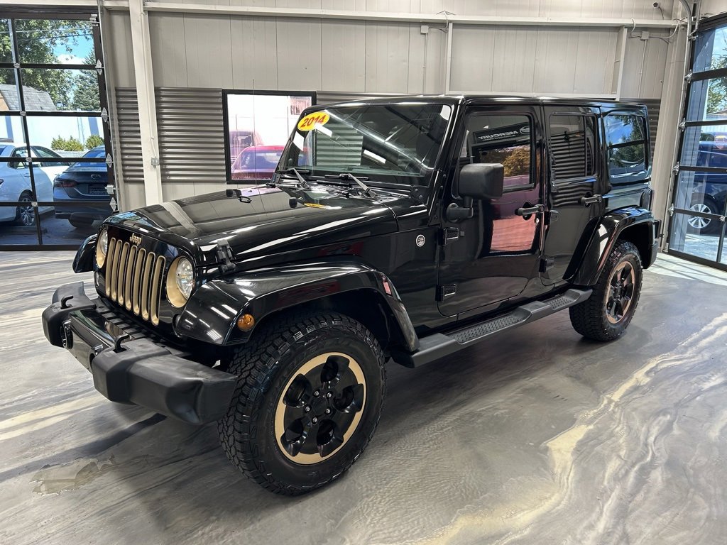 Used 2014 Jeep Wrangler Unlimited Sahara image 31