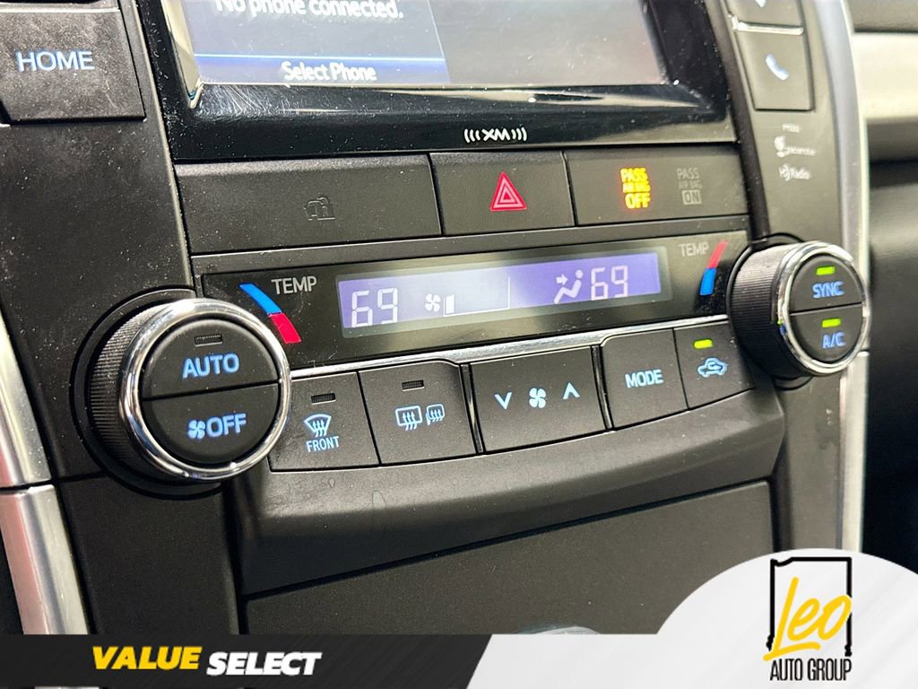 Used 2016 Toyota Camry XSE FWD image 15