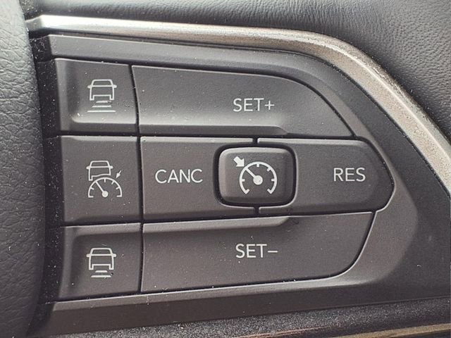 Used 2021 Jeep Grand Cherokee L Laredo image 22