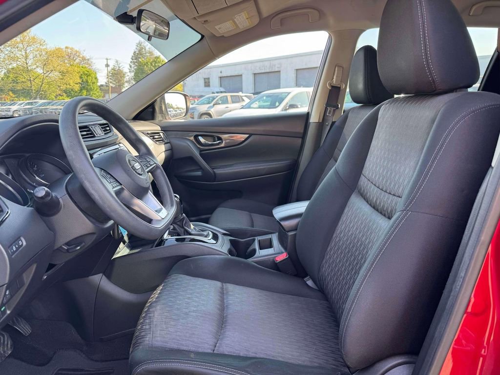 Used 2017 Nissan Rogue S FWD image 15