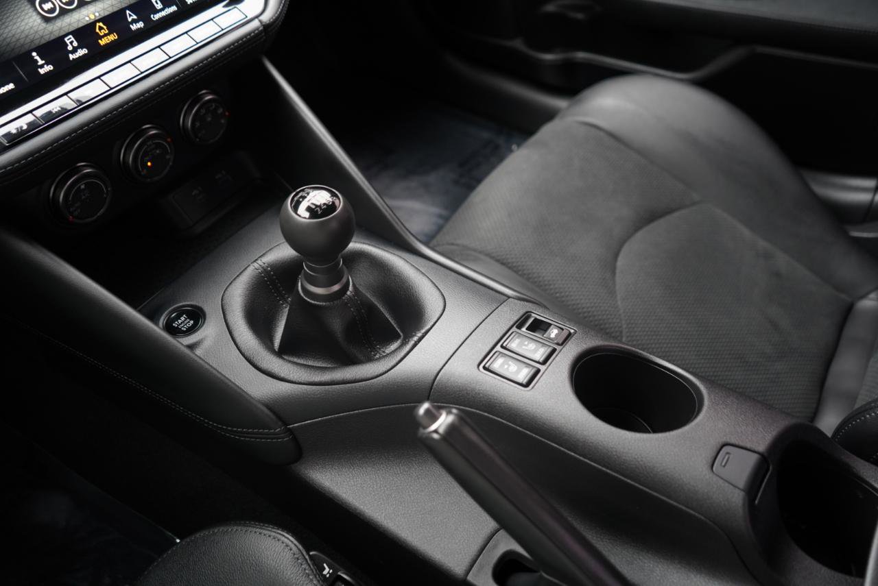 Used 2024 Nissan Z Performance w/ Heritage Edition image 41