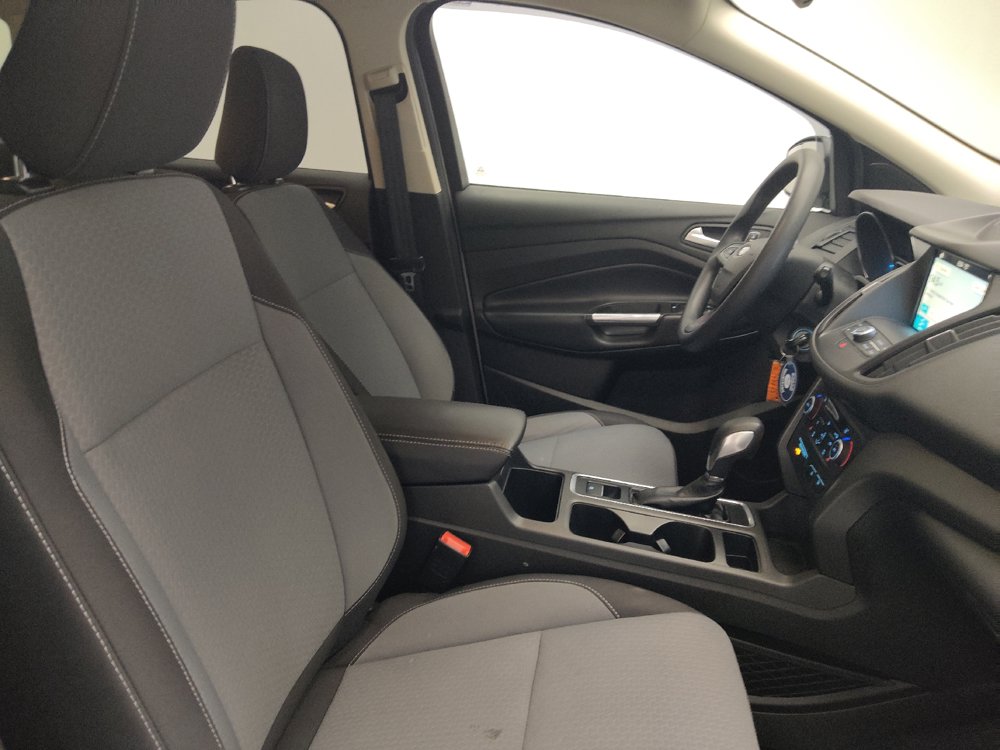 Used 2018 Ford Escape SE w/ SE Sync 3 Package AWD/4WD image 21