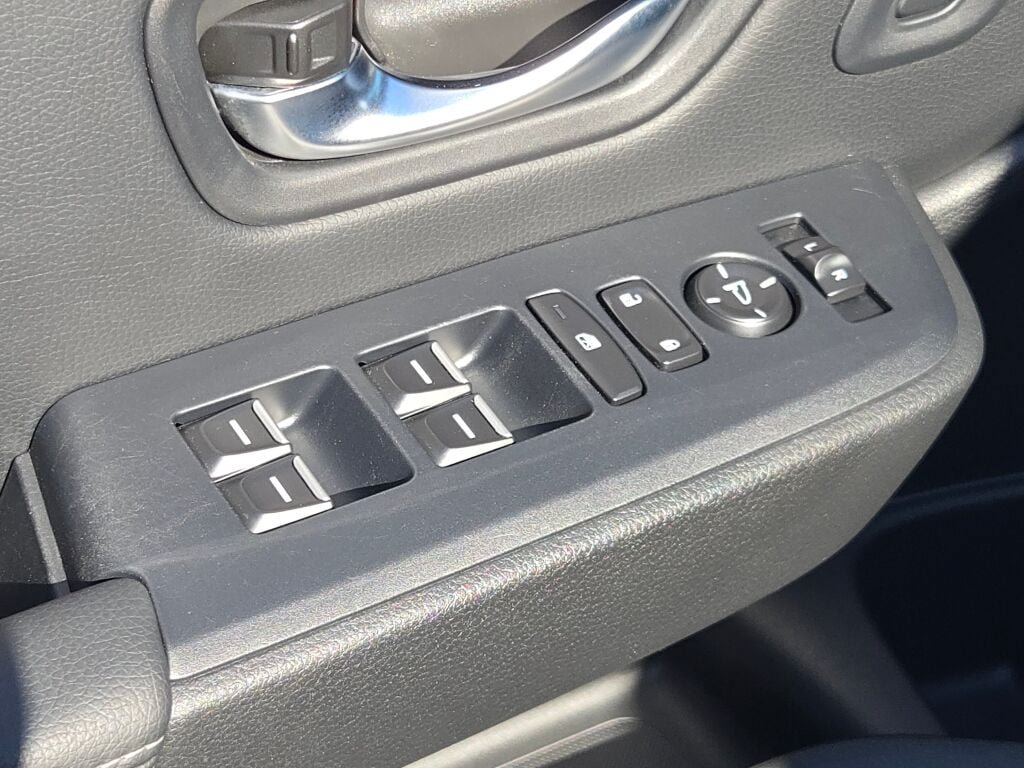 Used 2025 Honda Pilot EX-L image 24