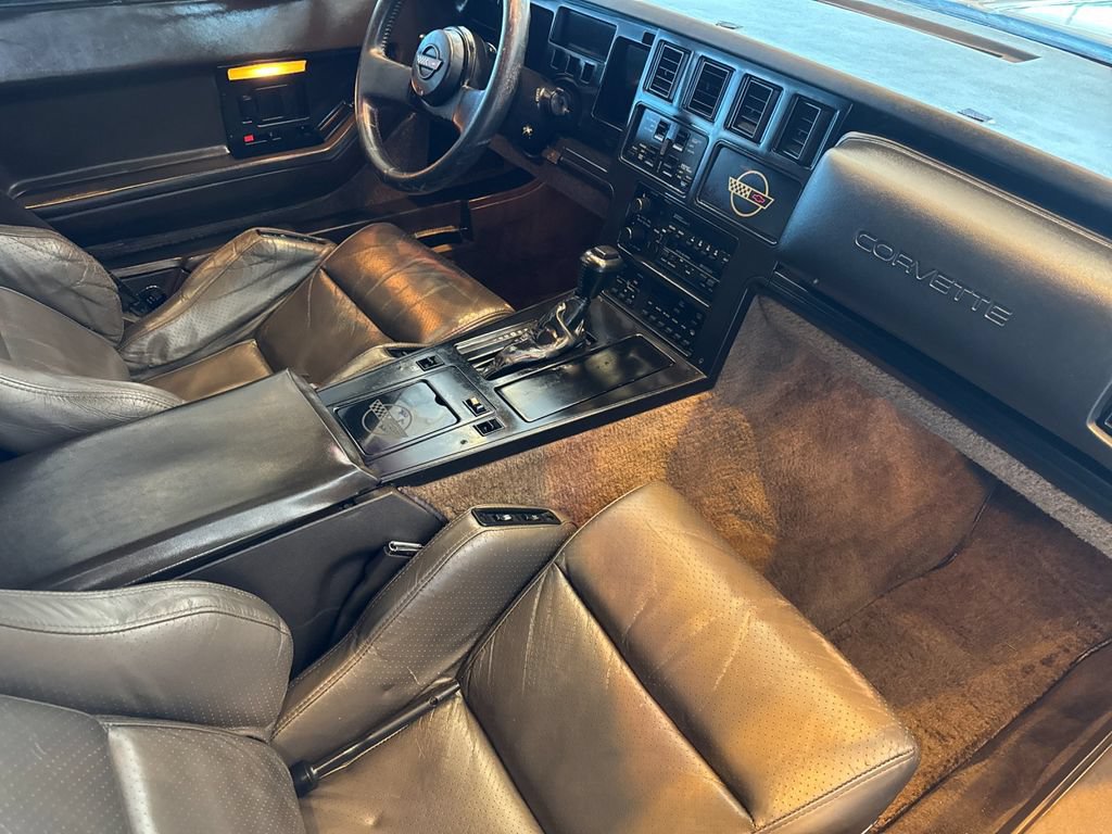 Used 1987 Chevrolet Corvette Coupe RWD image 14