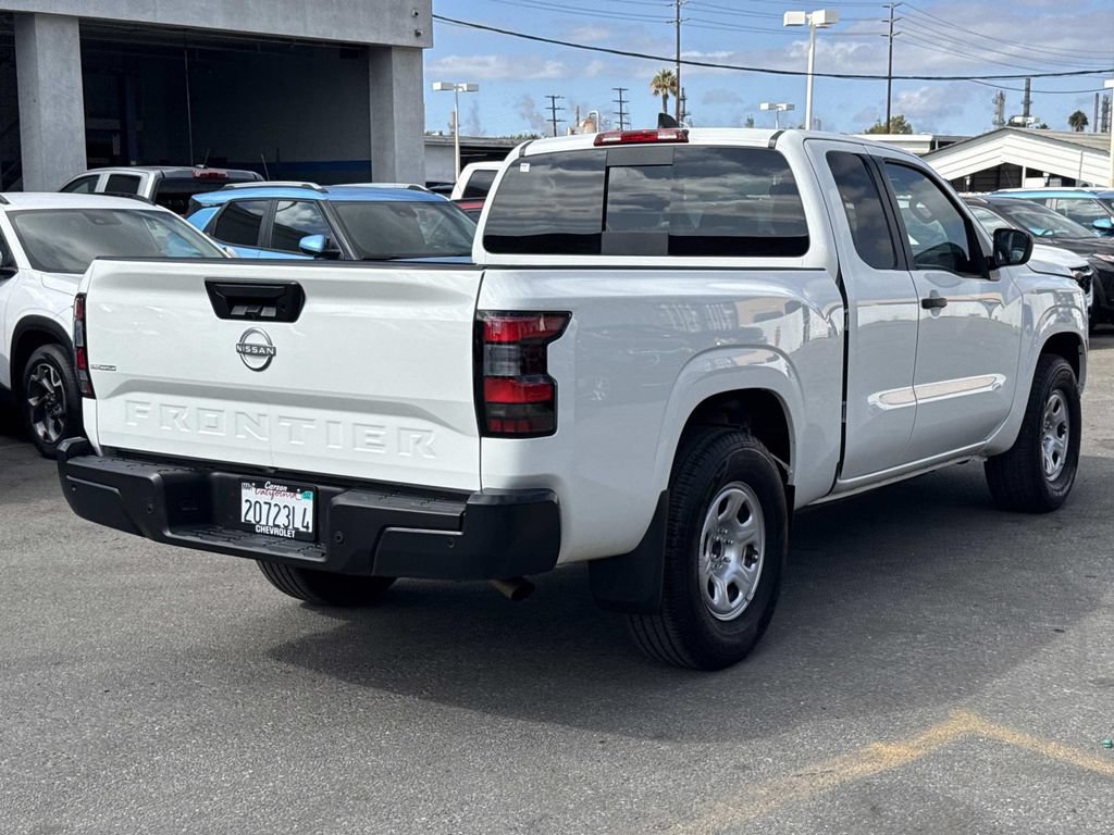Used 2026 Nissan Frontier S RWD image 3