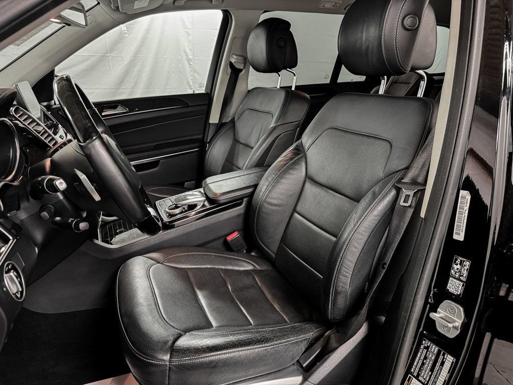 Used 2018 Mercedes-Benz GLS 550 4MATIC image 9