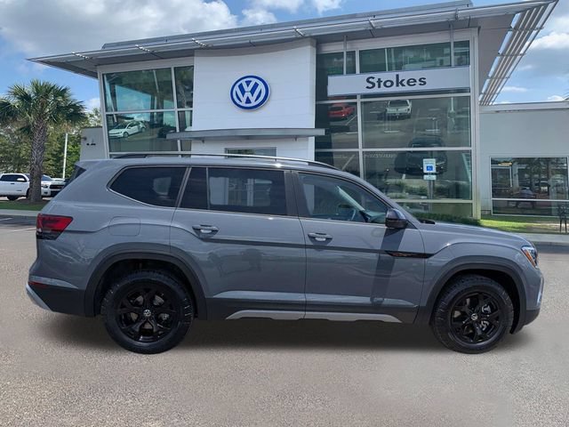 New 2026 Volkswagen Atlas Peak Edition AWD/4WD image 3