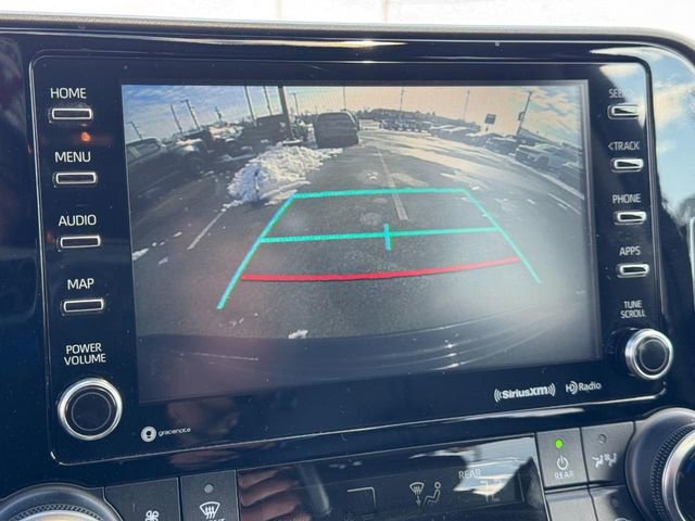 Used 2022 Toyota Highlander XLE image 26