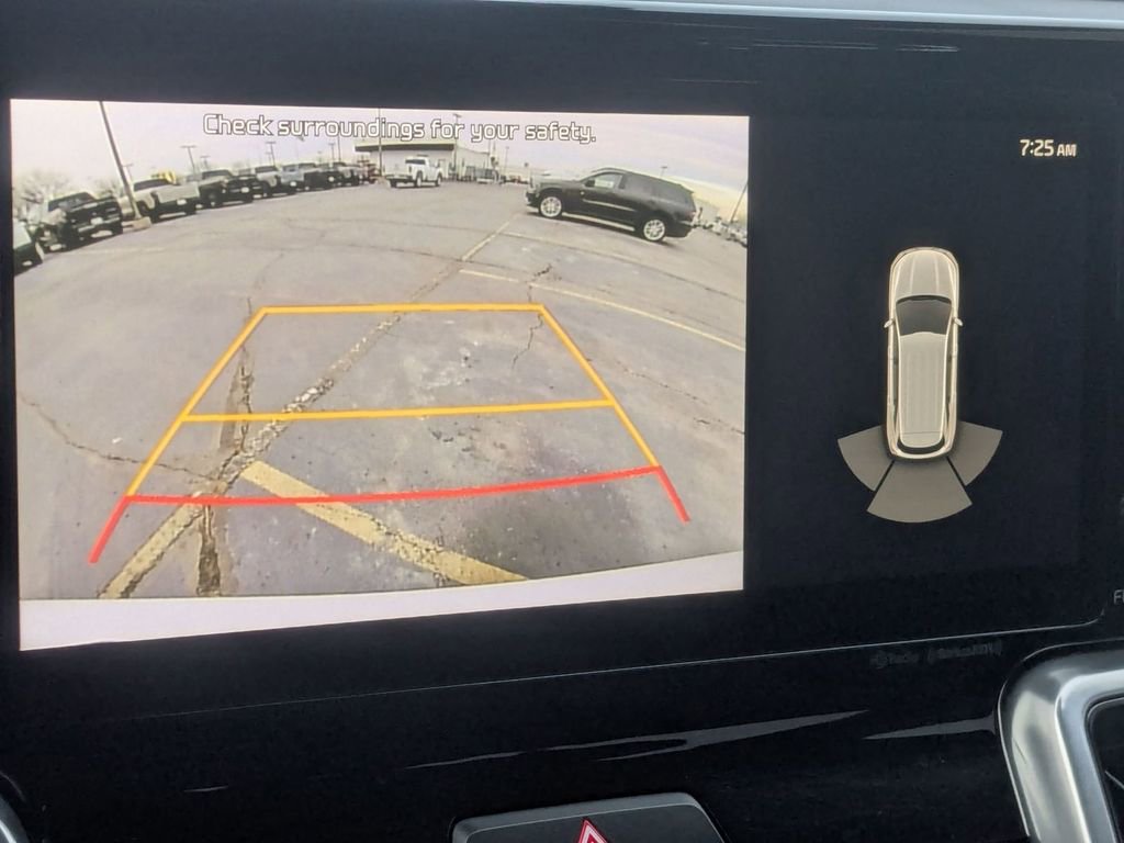 Used 2023 Kia Sorento SX image 27