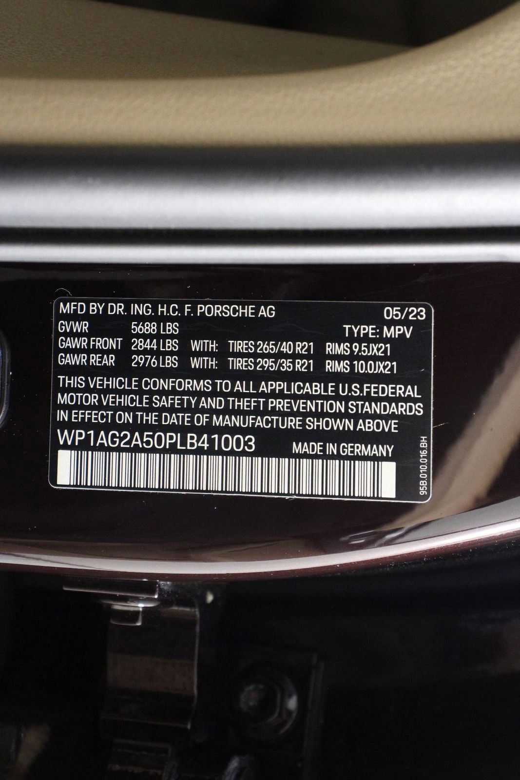 Certified 2023 Porsche Macan S image 19